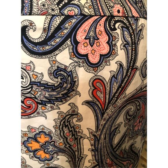 Loft Ann Taylor Paisley on white petite fully lined mini skirt size 6P - Picture 13 of 14